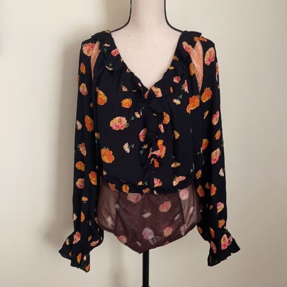NWT Free People Poppy Floral V-neck Bodysuit Sz M - Picture 7 of 16